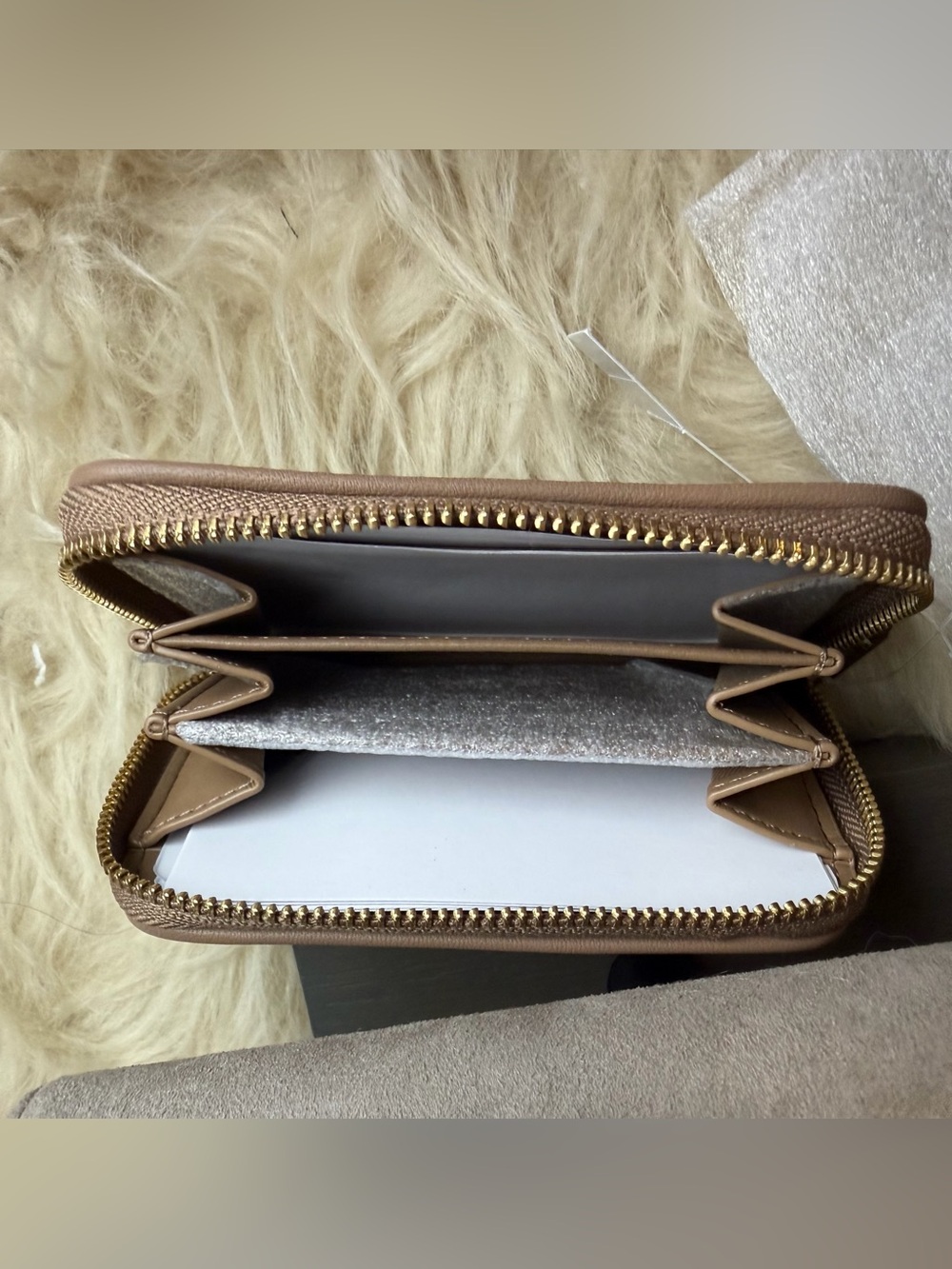 Coach Small Crystal Signature Logo Jacquard Zip Around Card Holder - Picture 9 of 11